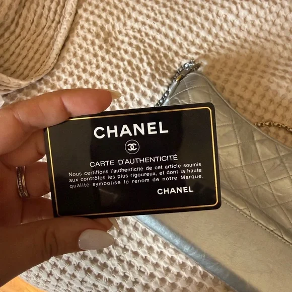 Chanel Metallic Silver Quilted Crossbody Bag - Picture 8 of 9